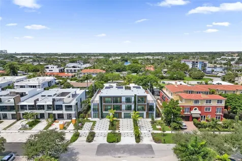 1825 NE 26th Avenue Fort Lauderdale FL 33305