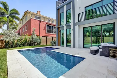 1825 NE 26th Avenue Fort Lauderdale FL 33305