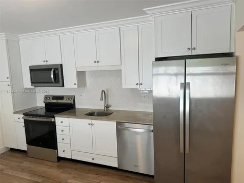121 Linda Lane Palm Beach Shores FL 33404
