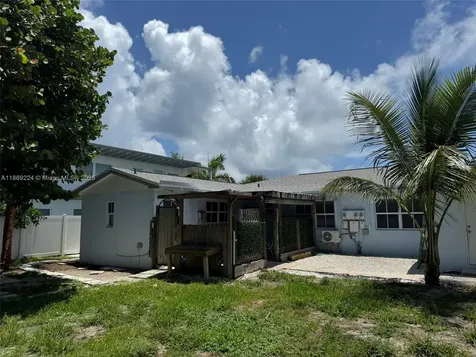 121 Linda Lane Palm Beach Shores FL 33404