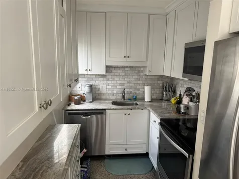 121 Linda Lane Palm Beach Shores FL 33404