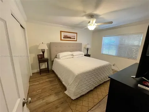 121 Linda Lane Palm Beach Shores FL 33404