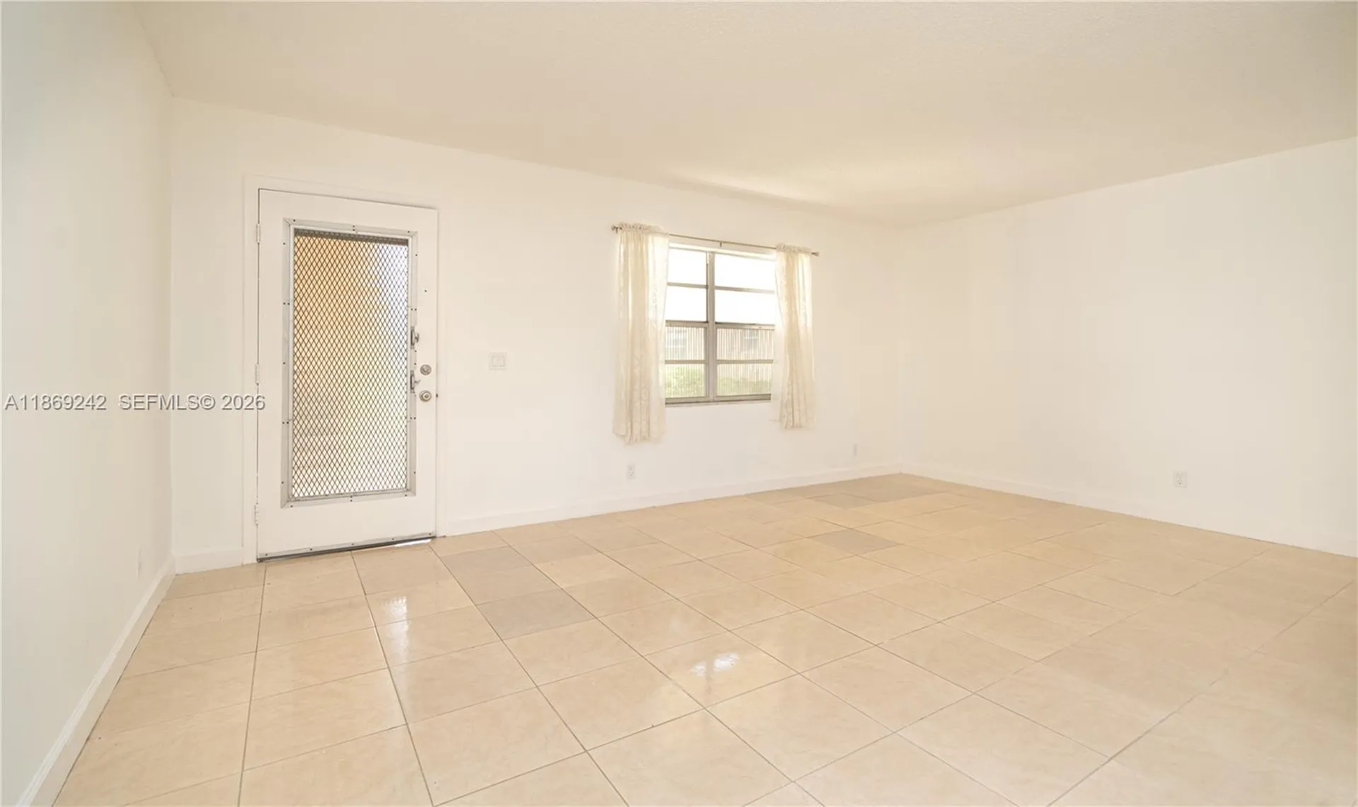 402 Capri I Delray Beach FL 33484
