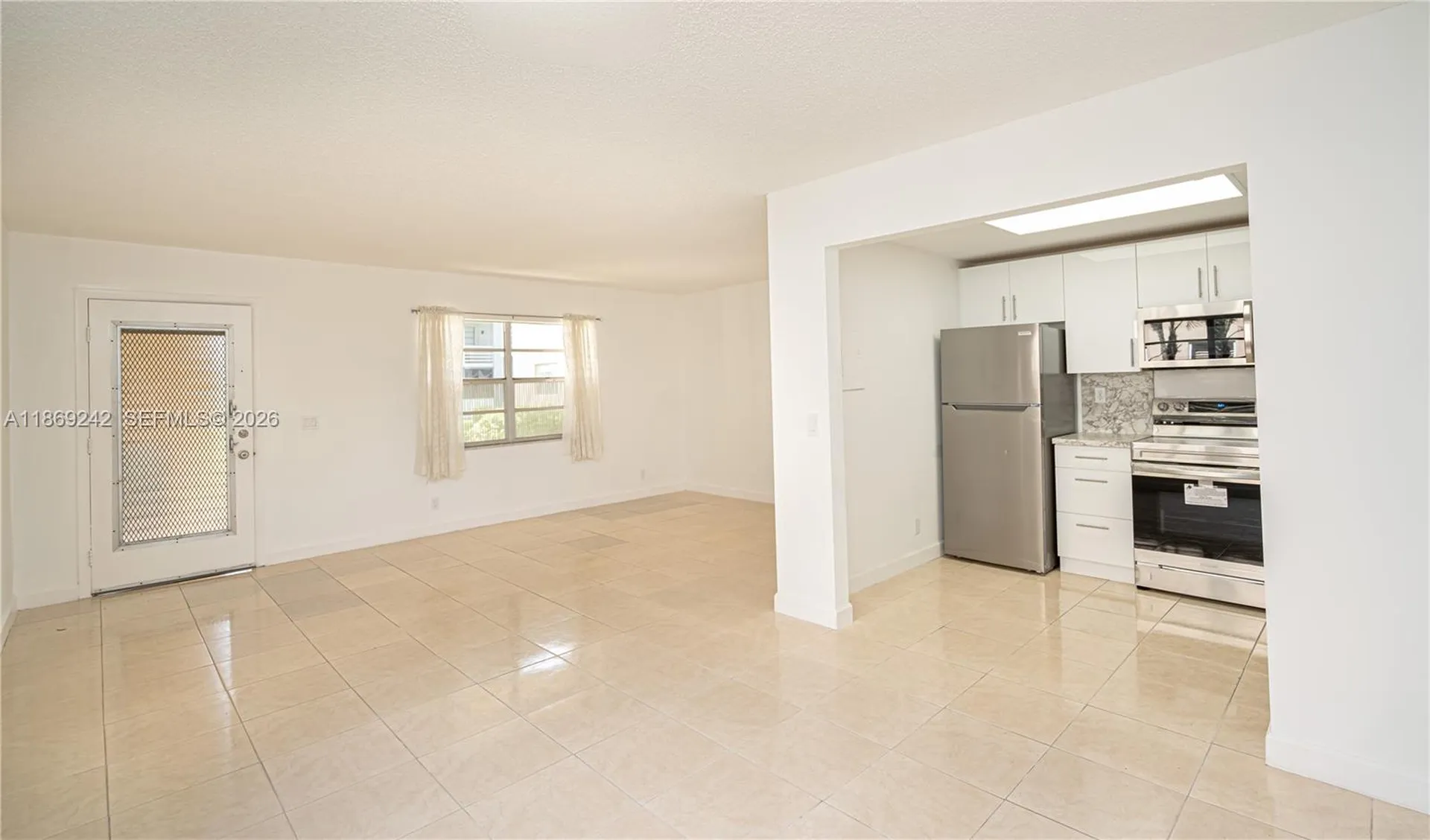 402 Capri I Delray Beach FL 33484