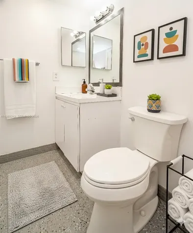 402 Capri I Delray Beach FL 33484
