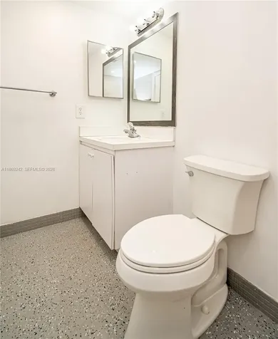 402 Capri I Delray Beach FL 33484