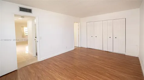 402 Capri I Delray Beach FL 33484