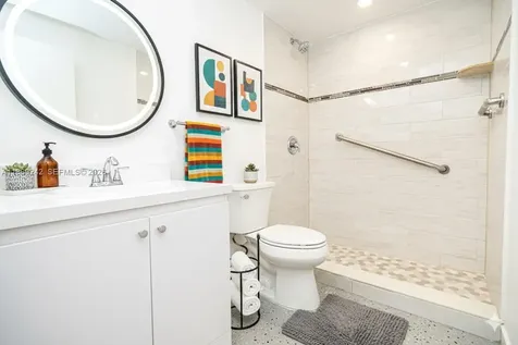 402 Capri I Delray Beach FL 33484