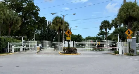 402 Capri I Delray Beach FL 33484