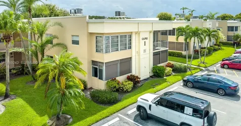 402 Capri I Delray Beach FL 33484