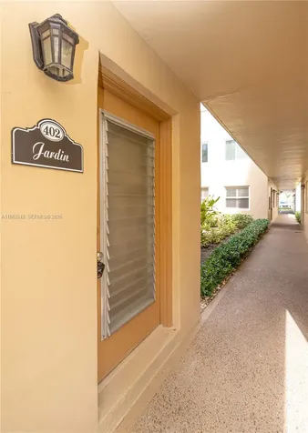 402 Capri I Delray Beach FL 33484