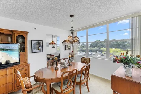 1000 Saint Charles Place Pembroke Pines FL 33026