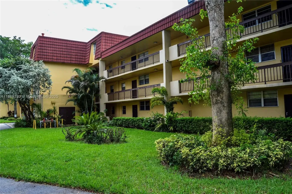 3490 Foxcroft Road Miramar FL 33025
