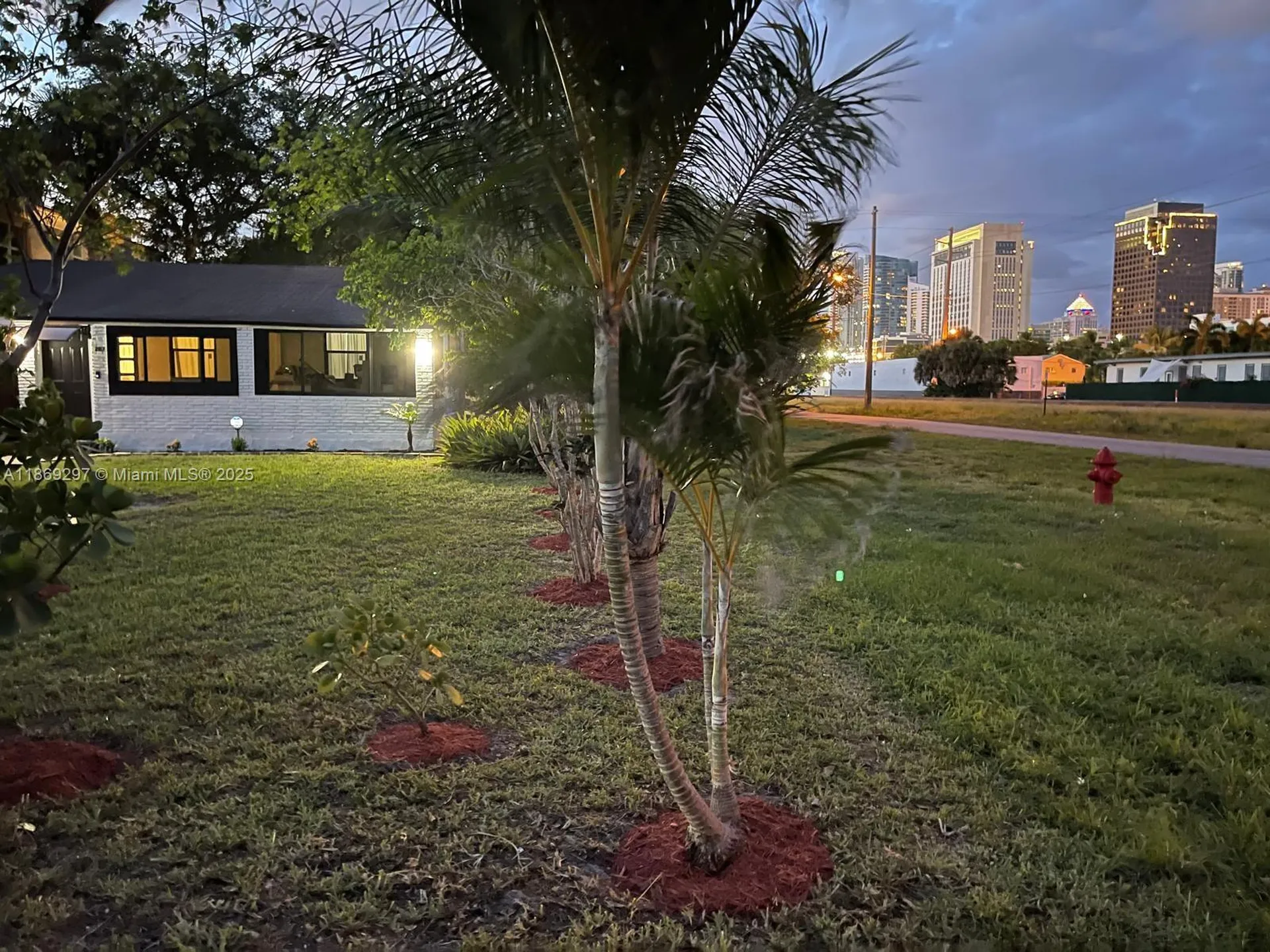 207 SW 11th Street Fort Lauderdale FL 33315