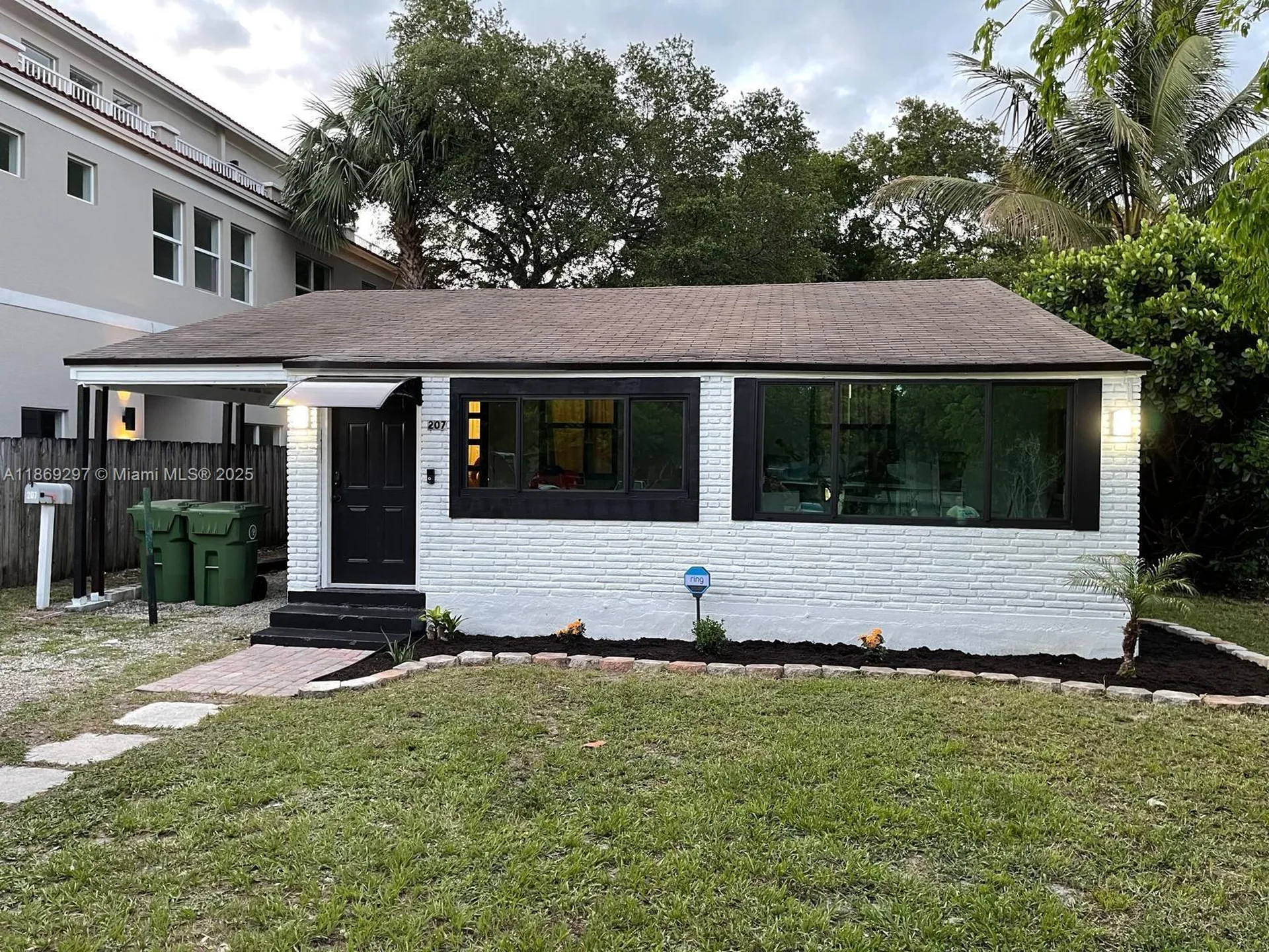 207 SW 11th Street Fort Lauderdale FL 33315
