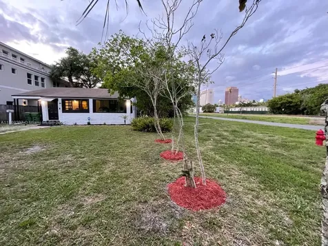 207 SW 11th Street Fort Lauderdale FL 33315