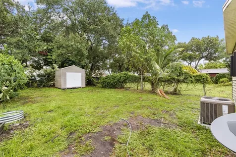 4510 NW 33rd Avenue Miami FL 33142