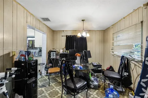 4510 NW 33rd Avenue Miami FL 33142