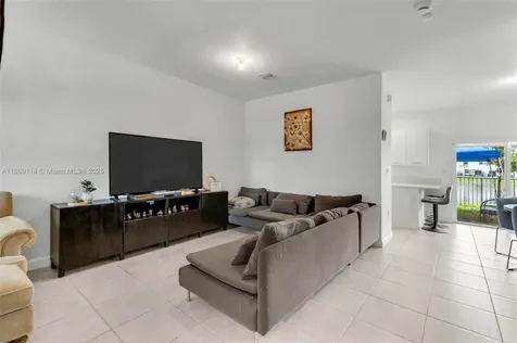 12774 NW 22nd Place Miami FL 33167