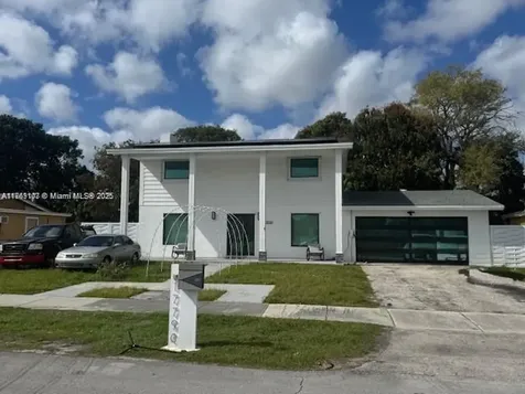 17790 SW 110th Court Miami FL 33157