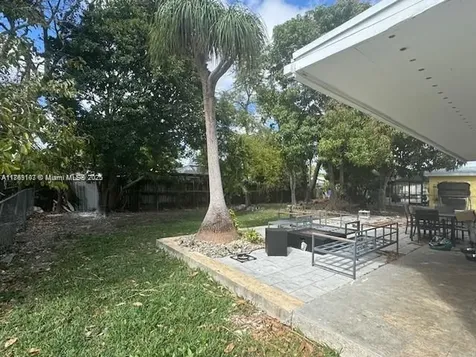 17790 SW 110th Court Miami FL 33157