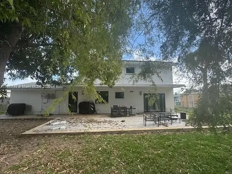 17790 SW 110th Court Miami FL 33157