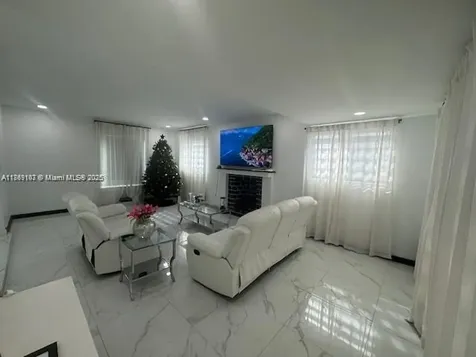 17790 SW 110th Court Miami FL 33157