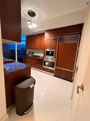 15811 Collins Avenue Sunny Isles Beach FL 33160