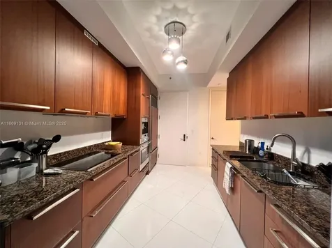 15811 Collins Avenue Sunny Isles Beach FL 33160