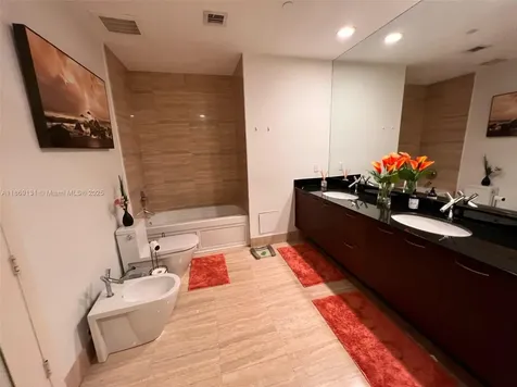 15811 Collins Avenue Sunny Isles Beach FL 33160