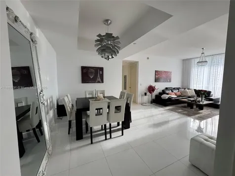 15811 Collins Avenue Sunny Isles Beach FL 33160