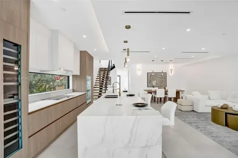 1825 NE 26th Avenue Fort Lauderdale FL 33305