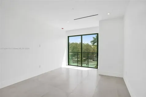 1825 NE 26th Avenue Fort Lauderdale FL 33305