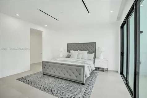 1825 NE 26th Avenue Fort Lauderdale FL 33305