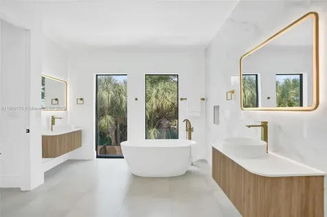 1825 NE 26th Avenue Fort Lauderdale FL 33305