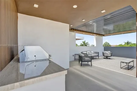 1825 NE 26th Avenue Fort Lauderdale FL 33305