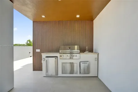 1825 NE 26th Avenue Fort Lauderdale FL 33305