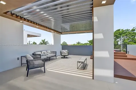 1825 NE 26th Avenue Fort Lauderdale FL 33305