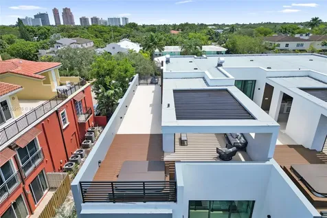 1825 NE 26th Avenue Fort Lauderdale FL 33305