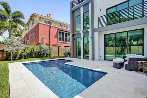 1825 NE 26th Avenue Fort Lauderdale FL 33305