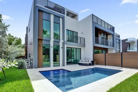 1825 NE 26th Avenue Fort Lauderdale FL 33305