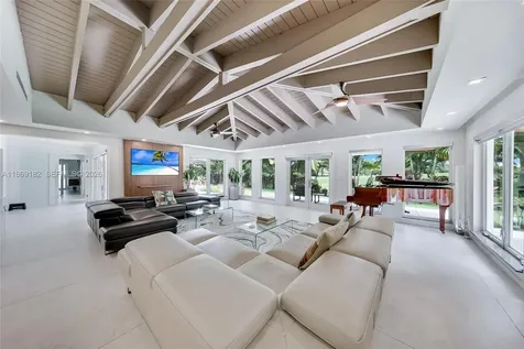4144 Pinta Court Coral Gables FL 33146