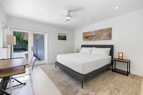 4144 Pinta Court Coral Gables FL 33146