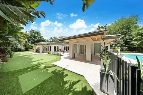4144 Pinta Court Coral Gables FL 33146