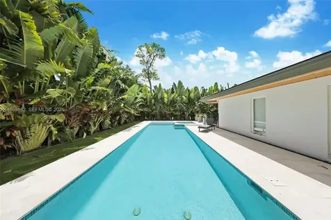 4144 Pinta Court Coral Gables FL 33146