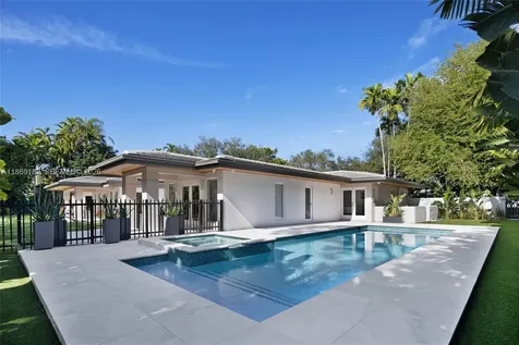 4144 Pinta Court Coral Gables FL 33146