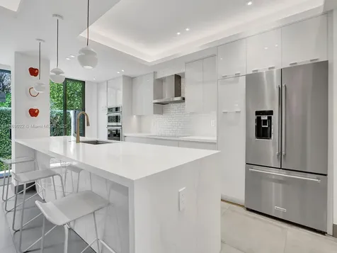 201 Crandon Boulevard Key Biscayne FL 33149