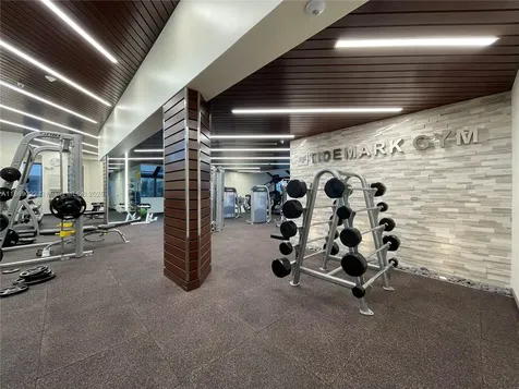 201 Crandon Boulevard Key Biscayne FL 33149