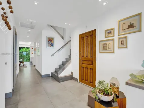 201 Crandon Boulevard Key Biscayne FL 33149