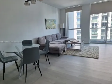 253 NE 2nd Street Miami FL 33132